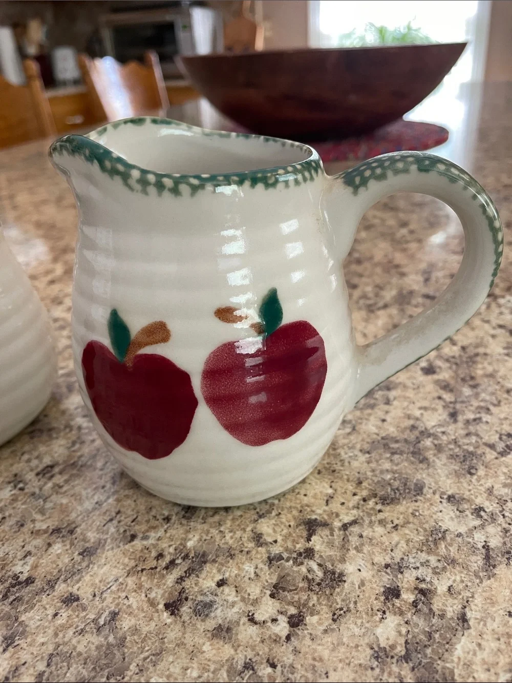 Vintage ALCO Apple Garden Creamer & Sugar Bowl Set. Red/Green. EUC